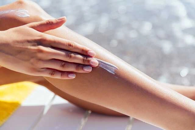 Naturalny balsam po opalaniu używany przez kobiete