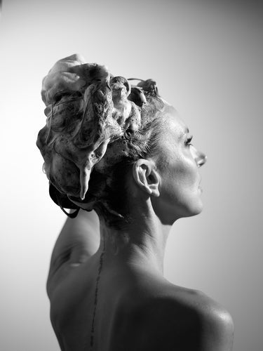 EXTRA SHAMPOO - SZAMPON OCZYSZCZAJĄCO-NAWILŻAJĄCY