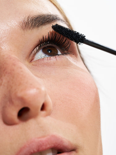 MAGNETIC NOIR - TUSZ DO RZĘS