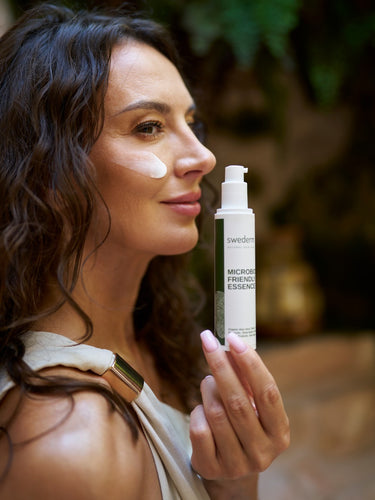 MICROBIOTA FRIENDLY ESSENCE - ESENCJA DO TWARZY