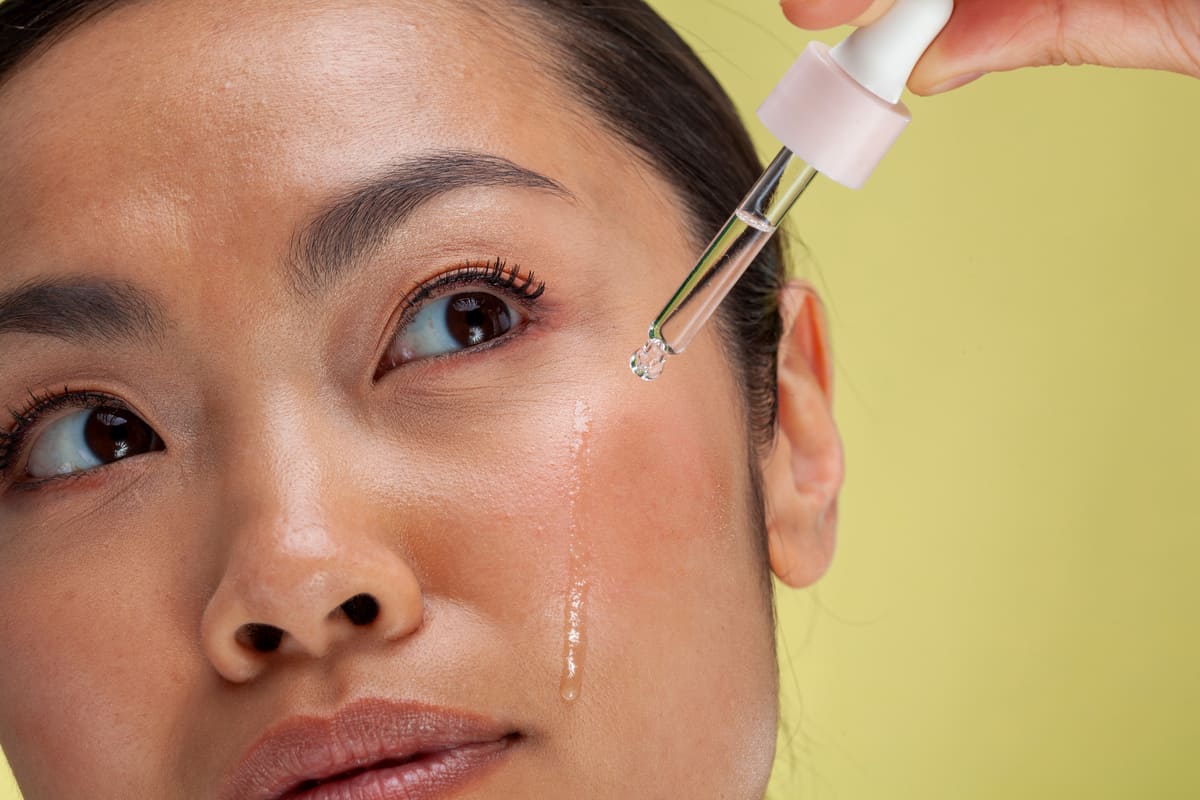 Retinol – jak stosować go bez podrażnień? Postaw na roślinne odpowiedniki!