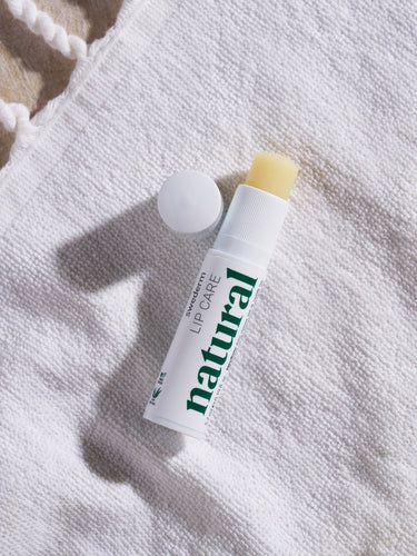 LIP CARE - OCHRONNA POMADKA DO UST