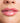 Mocno odżywiający olejek do ust w odcieniu soczystej truskawki - Strawberry Lip Oil